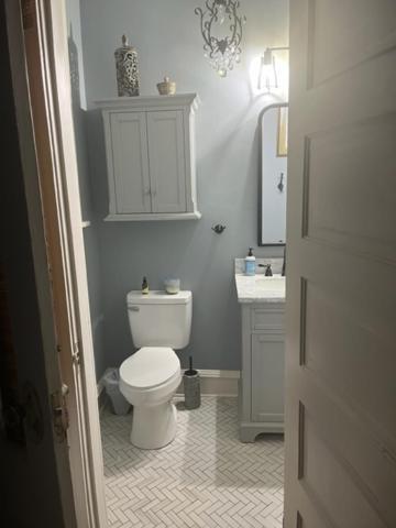 لاوريل Jenny'S Downtown Hideaway Bed And Breakfast المظهر الخارجي الصورة